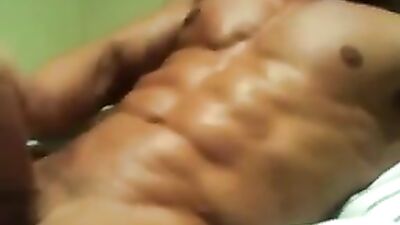 Muscle Hunk Webcam - Explosive Cum Shot on Cam!!