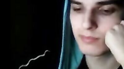 Gay Porn Cutie Fingers Round Hot Ass in Bareback Bonanza!