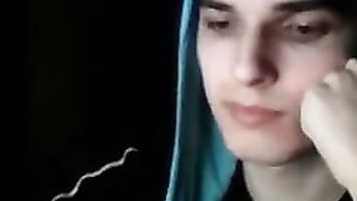 Gay Porn Cutie Fingers Round Hot Ass in Bareback Bonanza!