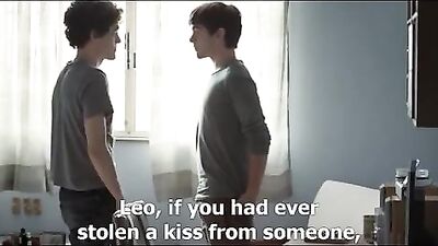 Restoring Stolen Kiss - Gay Porn Video Come restituire un bacio rubato