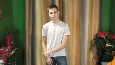 Blond Boys Cum Shots Handjob: Guss Gay Porn Adventure