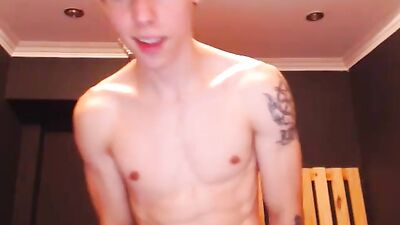 Latino Solo Cumshots: Explosive Amateur Action!