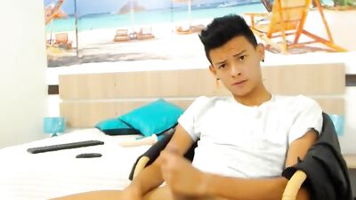 Latino Heat: Amateur Latino Solo