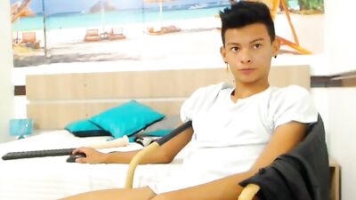 Latino Heat: Amateur Latino Solo