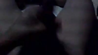 Bareback Amateur Bottom Action - Tocando uma de cueca