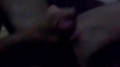 Bareback Amateur Bottom Action - Tocando uma de cueca