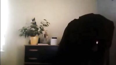 BibCam No. 139 - Dennys Amateur Web-Cam Debut: An Eighteen-Year-Old Porn Star!