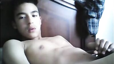 Novinho Cum Shots Web-Cam: The Ultimate Gay Porn Experience!