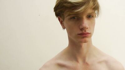 Skinny Blond Shirtless: Action-packed Solo Porn for Gay Men!