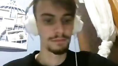 Gorgeous Boy with Big Hard Cock on Cam! Get ready for an explosive bareback sex scene with massive cum shots!