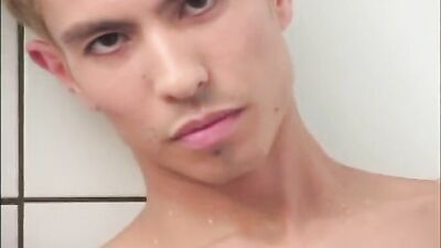 Dutch Thrills: Action-packed Bareback Cum Shots!