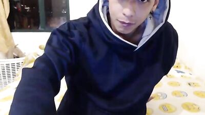 Latino Amateur Show: Cam 016 - Up Close and Personal!