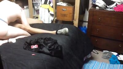 Gay Porn Video: Amateur Cumshots (Cam 8707)