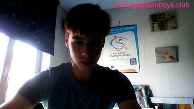 Young european - A Gay Porn Adventure (36 chars)