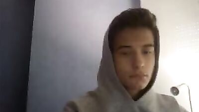 Spains Cutie: Bareback Big Cocks Cum Shots with Smooth Bubble Ass on Cam