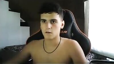 Italian Cuties Big Ass on Doggy and Cam: Bareback Cocks with Explosive Cum Shots!