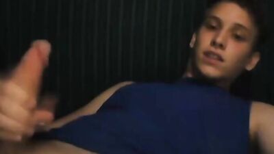 Gay Porn Heaven: Teenage Solo Cum Show!