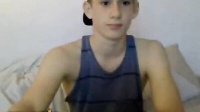 Young Smoothie Cam Boy Cum Shot & Handjob Sensation