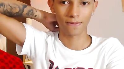 Latino Solo Amateurs Steamy Three-Way - A Gay Porn Video