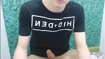 Gangbang Amateurs Cumshots Handjob: Revenge of Cam 8846!