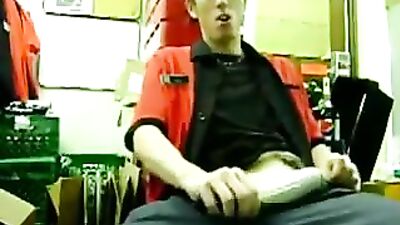 7Eleven Wank-Up!: Amateur Solo Webcam Revamped!