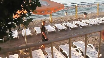 Kinky Beach Fun: Cover-Up & Gaydar Sex Satisfaction!