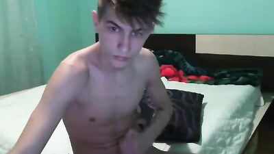 Gay Porn Web-Cam Handjob: Hotter Than Ever