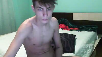 Gay Porn Web-Cam Handjob: Hotter Than Ever