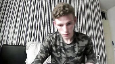 Big Cock Solo Web-Cam - Felix Jones, The Gay Porn Star with a 10 inch cock!