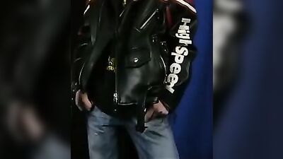 Russian Cum Shot Solo: A Fine Boys Pleasure