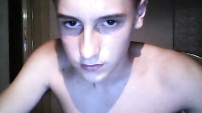 Handsome Amateurs Go Wild in Cam 8953!