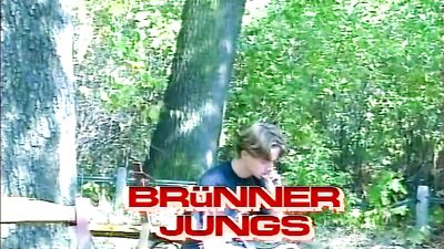 Brünner Jungs - Vintage Action Cum Shots: A Classic Gay Porn Adventure