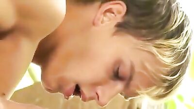 Gay Boiz Fuck Mix: A Wild and Passionate Gay Porn Adventure!