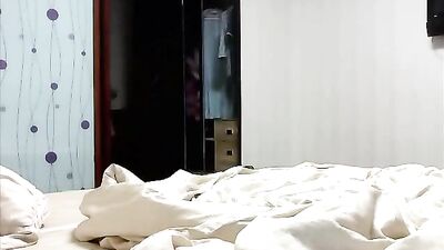 Gay Asian Camboy Handjob Hunt