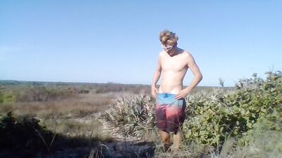 Gay Porn Amateur Show-Off Solo: Hardcore Dicks Revealed!