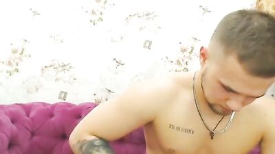 Gay Cam Solo Masturbation - Naked Horny Guys Amateur Web-Cam Show