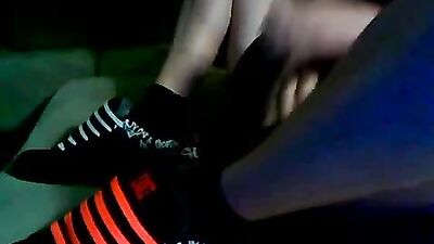 Old Sk8er Feet Revisited - Amateur Gay Porn!