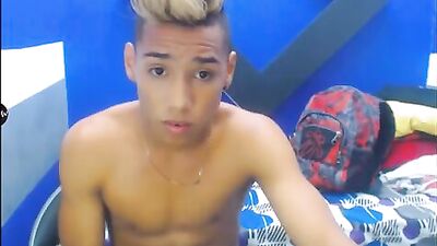 Gay Porn: 118 Jostin - A Daring Sexcapade