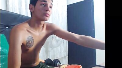 Latino Heat: Amateur Latino Solo 003