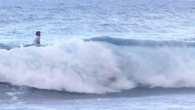 Surfing Heat: Matt Meolas Awesome Ride!