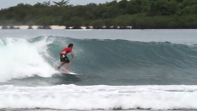 Surfing Heat: Matt Meolas Awesome Ride!