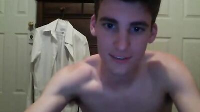 Blue Eye Boy Wank & Cum: A Hot Amateur Web-Cam Jock Stroke His Tool!