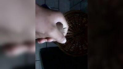 Teen Bisexual Shower Stripper - Pentelhudo tirando a roupa