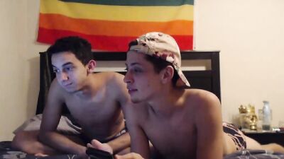 Gay Web Cam Warriors: Z S T E V E Ns Online Ass Play Oral Show!