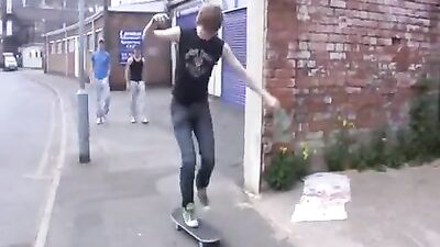 Skater dude tied and fucked