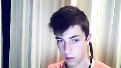 18yo Playtime: Amateur Gay Porn Video