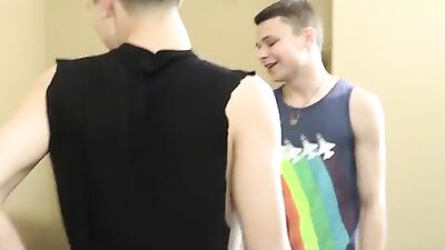 Austin Locks Damon Diaz: The Ultimate Bareback Adventure