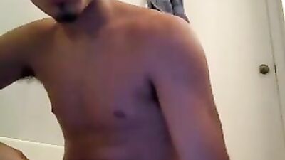 Huge Cumshot Amateur: Solo Orgy!