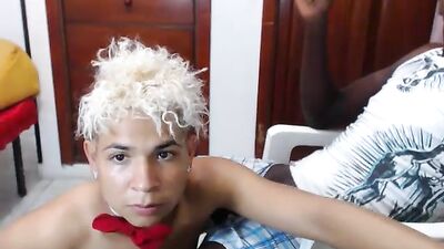 Cam 9311: Amateur Blond Boys Action