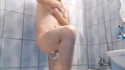 Showering Twinks: Amateur Web-Cam Adventures